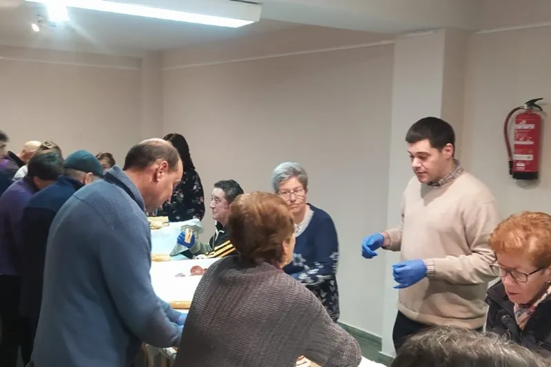 Macotera celebraba este sábado su Operación Bocata