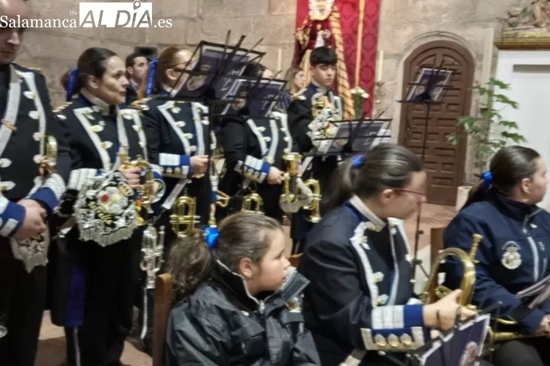 La agrupación musical ‘La Estrella’ protagonizaba este domingo el III Concierto Sones Nazarenos