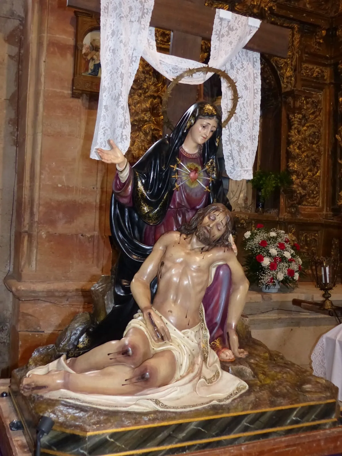 Foto 5 - Ni la lluvia ni la borrasca pueden con el fervor de Villoria en su Semana Santa