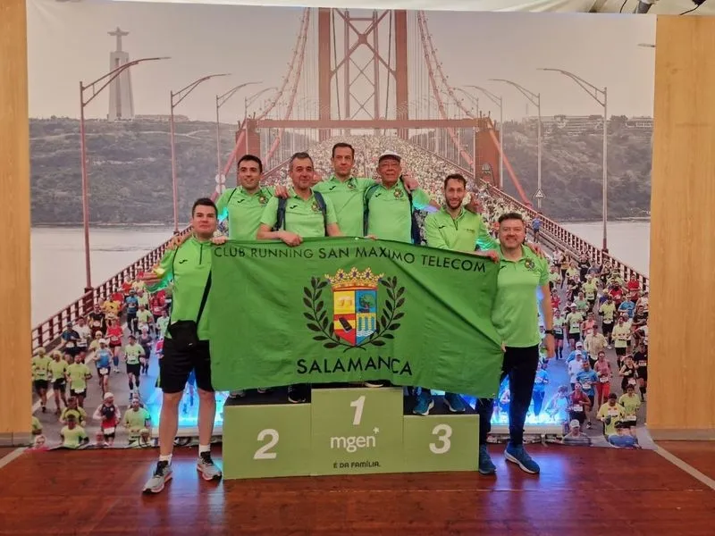 Miembros del Club De Running San Máximo Telecom en la media maratón de Lisboa