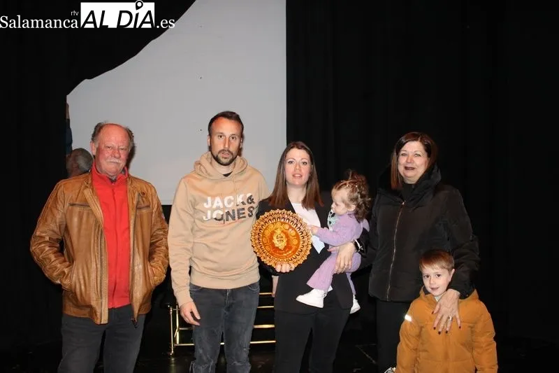 Foto 7 - El Ayuntamiento de Alba de Tormes rinde homenaje a cuatro mujeres con motivo del 8 de marzo