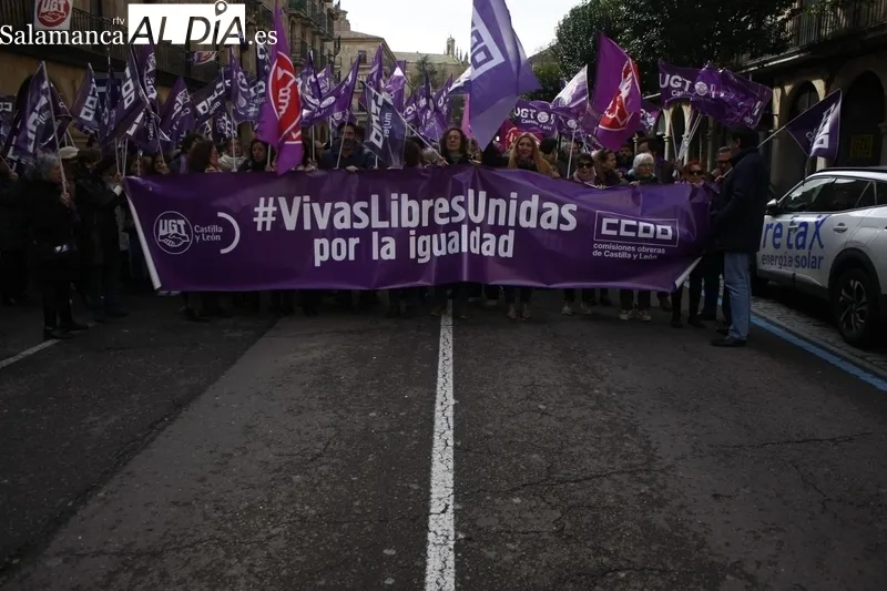 Manifestación de CCOO y UGT por el Día de la Mujer. Fotos: Raúl González.