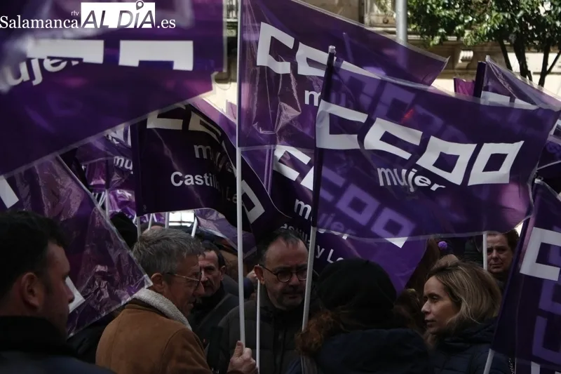 Manifestación de CCOO y UGT por el Día de la Mujer. Fotos: Raúl González.