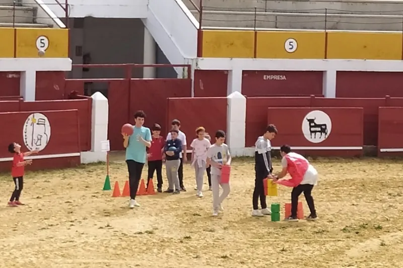 El CEO MIguel Delibes disfrutaba de una animada jornada de juegos basados en la antigua Roma