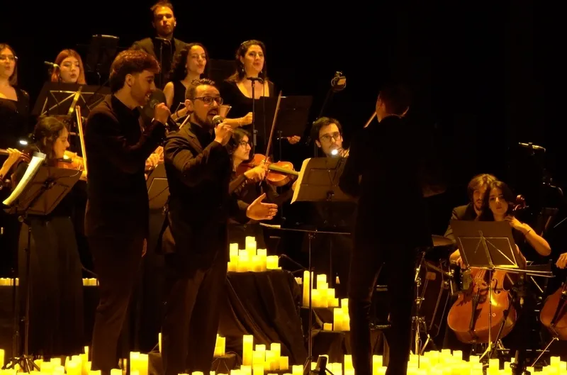 ‘AURUM. Bandas sonoras a la luz de la velas’.
