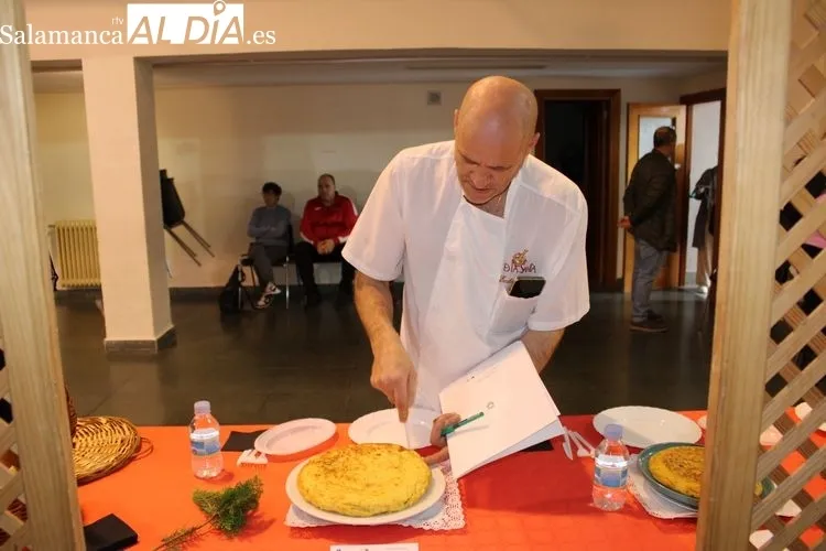 Foto 9 - Mar&iacute;a &Aacute;ngeles Izquierdo gana el primer concurso de tortillas de patata