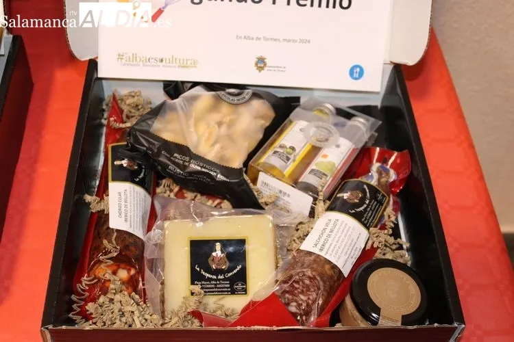Foto 6 - Mar&iacute;a &Aacute;ngeles Izquierdo gana el primer concurso de tortillas de patata