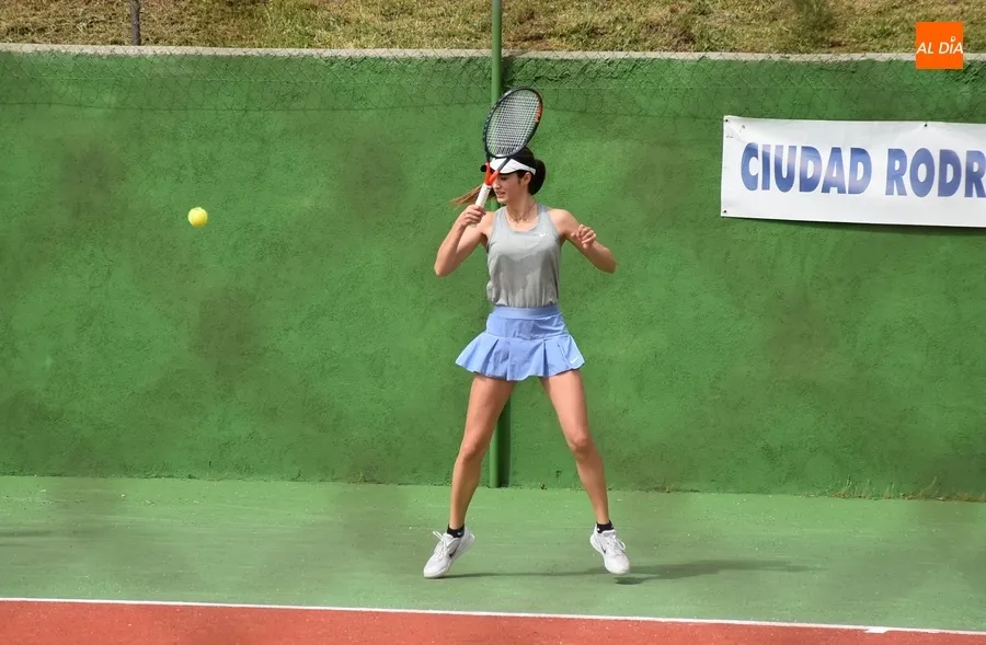 Foto 4 - Marina Benito y Daria Gracheva jugar&aacute;n la final femenina del Open de Ciudad Rodrigo