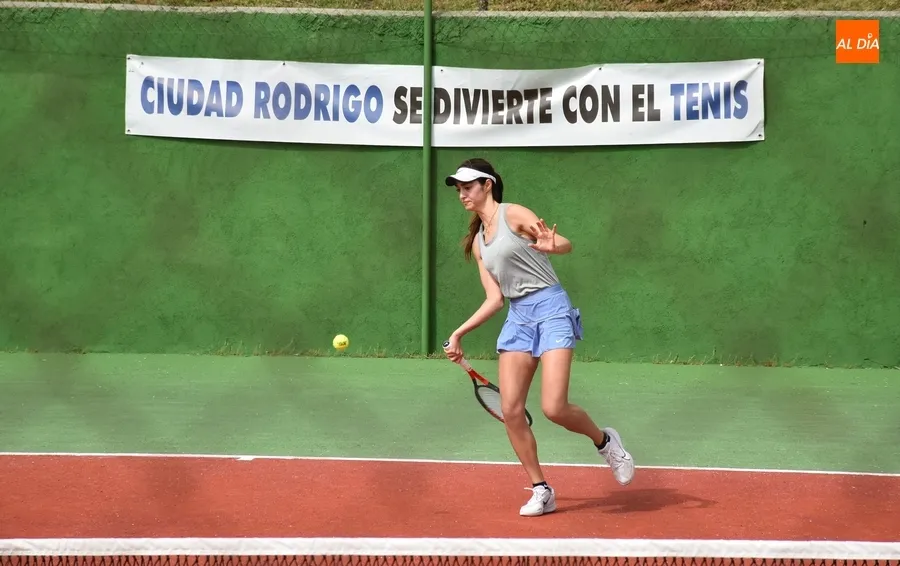 Foto 3 - Marina Benito y Daria Gracheva jugar&aacute;n la final femenina del Open de Ciudad Rodrigo