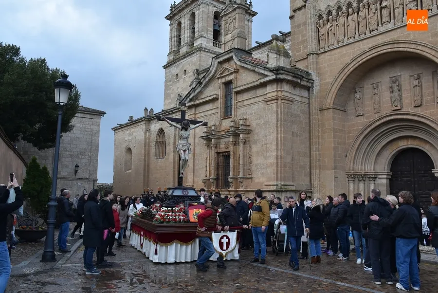 Foto 4 - Cinco pasos acaban por recorrer las calles &lsquo;de recogida&rsquo; tras cancelarse tambi&eacute;n La Carrera