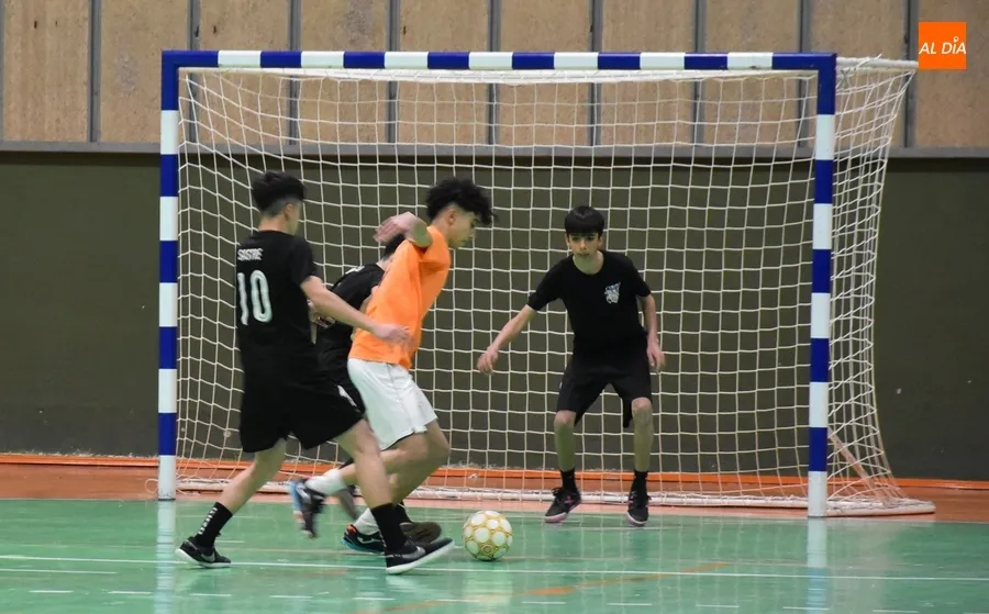 Foto 2 - Kinkis FC revalida el t&iacute;tulo de campe&oacute;n de la Farinato League