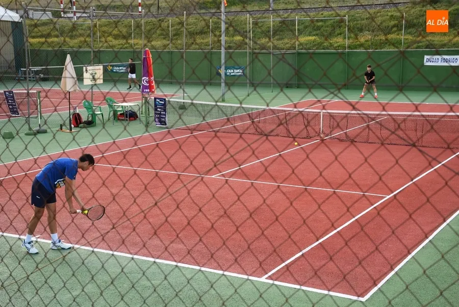 Foto 3 - Arranca con una meteorolog&iacute;a perfecta el XV Open de Tenis de Ciudad Rodrigo