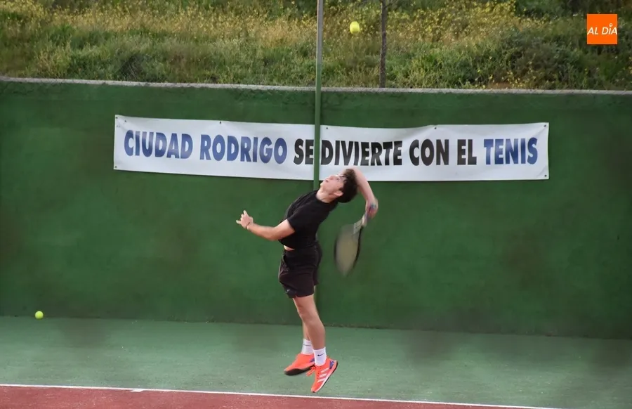 Foto 11 - Arranca con una meteorolog&iacute;a perfecta el XV Open de Tenis de Ciudad Rodrigo