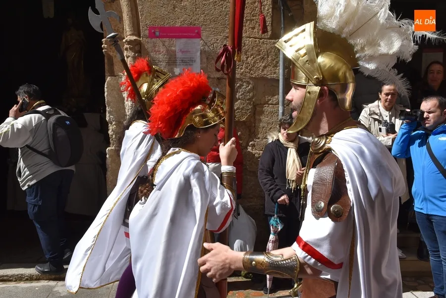 Foto 3 - Ciudad Rodrigo acaba tambi&eacute;n con visita de la lluvia una Semana Santa pasada por agua