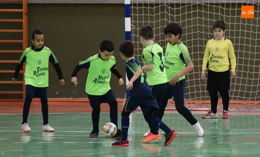 Foto 2 - #M [16-17 MAR] El Benjam&iacute;n C del III Columnas se mete en la Final Four tras ganar un duelo fraticida