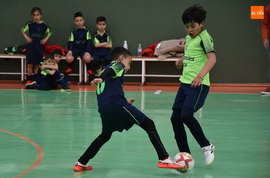 Foto 5 - #M [16-17 MAR] El Benjam&iacute;n C del III Columnas se mete en la Final Four tras ganar un duelo fraticida