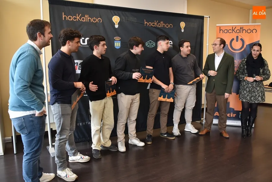 Foto 10 - Proclamados los ganadores del 1&ordm; Hackathon de Ciudad Rodrigo tras un aluvi&oacute;n de ideas