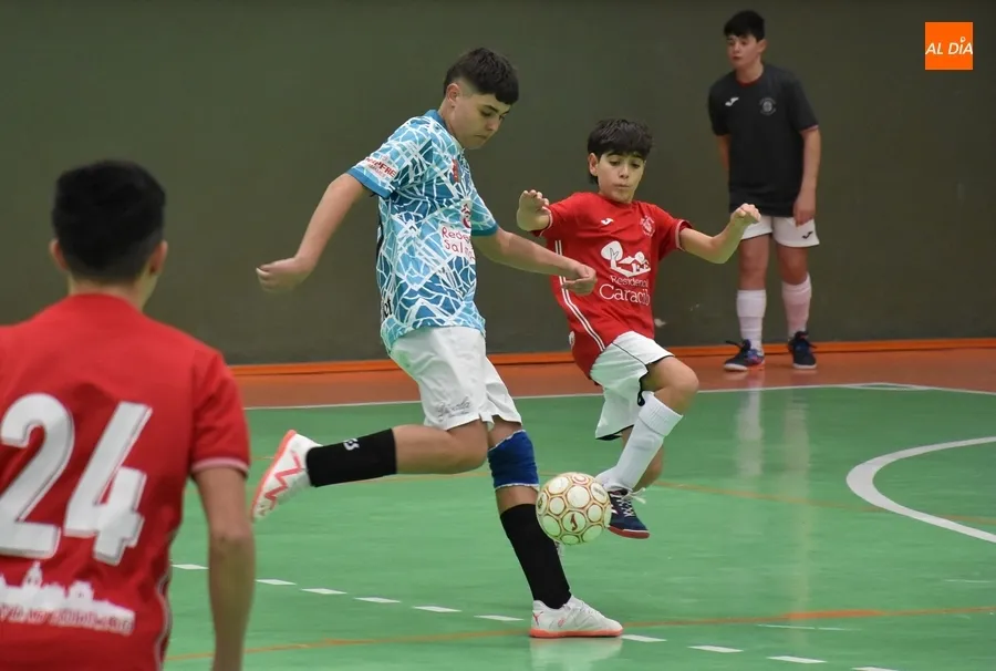 Foto 10 - &Eacute;pico empate en la &uacute;ltima jugada del Infantil B del III Columnas