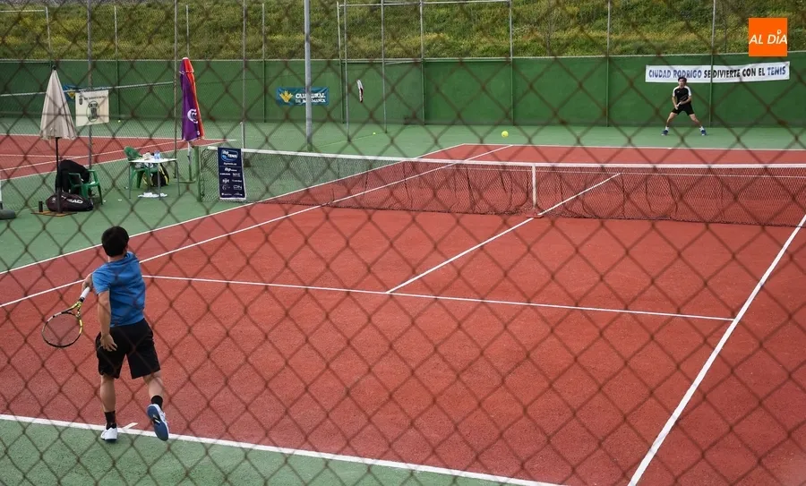 Foto 2 - Definidos los semifinalistas del Open de Tenis tras una maratoniana jornada de partidos