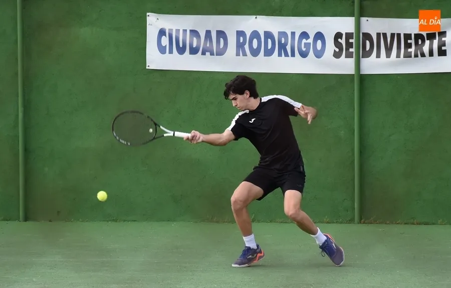 Foto 3 - Definidos los semifinalistas del Open de Tenis tras una maratoniana jornada de partidos
