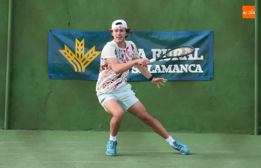 Foto 8 - Definidos los semifinalistas del Open de Tenis tras una maratoniana jornada de partidos