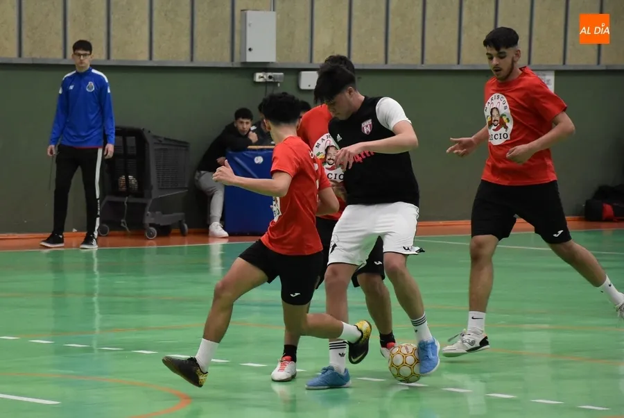Foto 5 - Echa a rodar el bal&oacute;n de la nueva edici&oacute;n de la Farinato League con un fant&aacute;stico ambiente