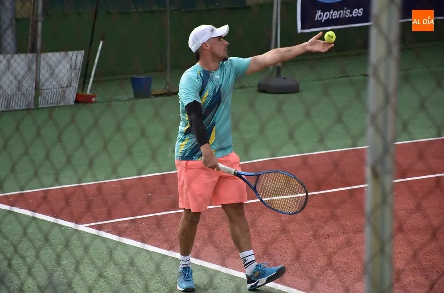 Foto 9 - Definidos los semifinalistas del Open de Tenis tras una maratoniana jornada de partidos