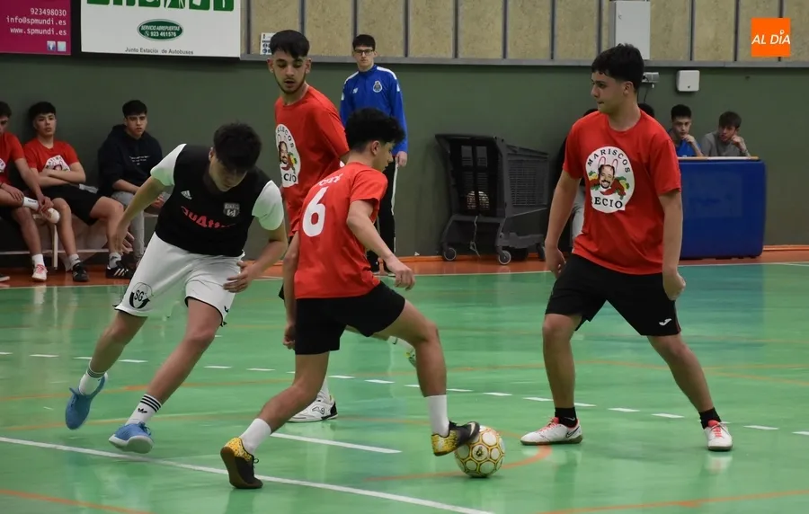 Foto 6 - Echa a rodar el bal&oacute;n de la nueva edici&oacute;n de la Farinato League con un fant&aacute;stico ambiente