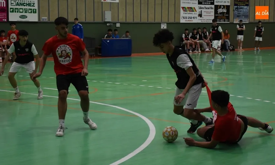 Foto 9 - Echa a rodar el bal&oacute;n de la nueva edici&oacute;n de la Farinato League con un fant&aacute;stico ambiente