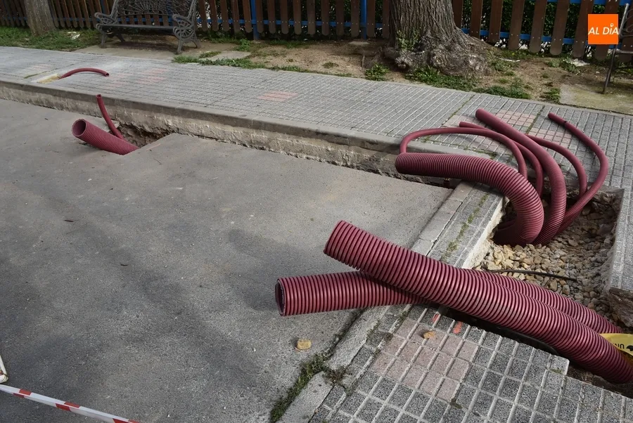 Foto 3 - Empieza a configurarse la electrolinera de la Avenida de Salamanca
