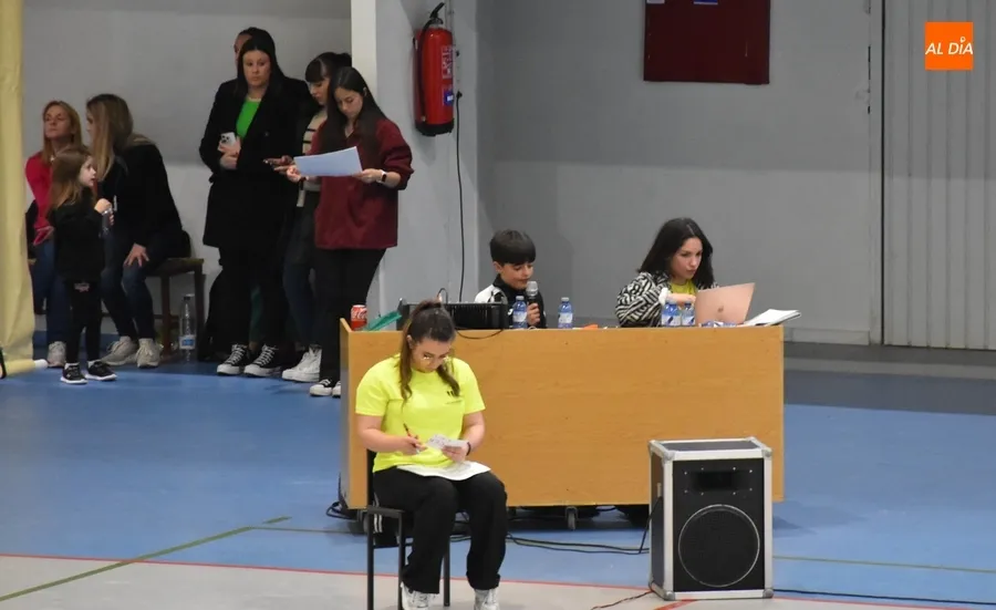 Foto 3 - Enorme fiesta de la R&iacute;tmica en Mir&oacute;briga con cerca de 200 gimnastas de toda la provincia