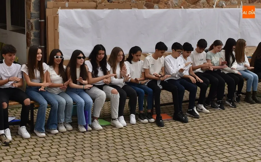 Foto 5 - El IES Tierra finaliza el trimestre con un &lsquo;concierto de primavera&rsquo; al aire libre