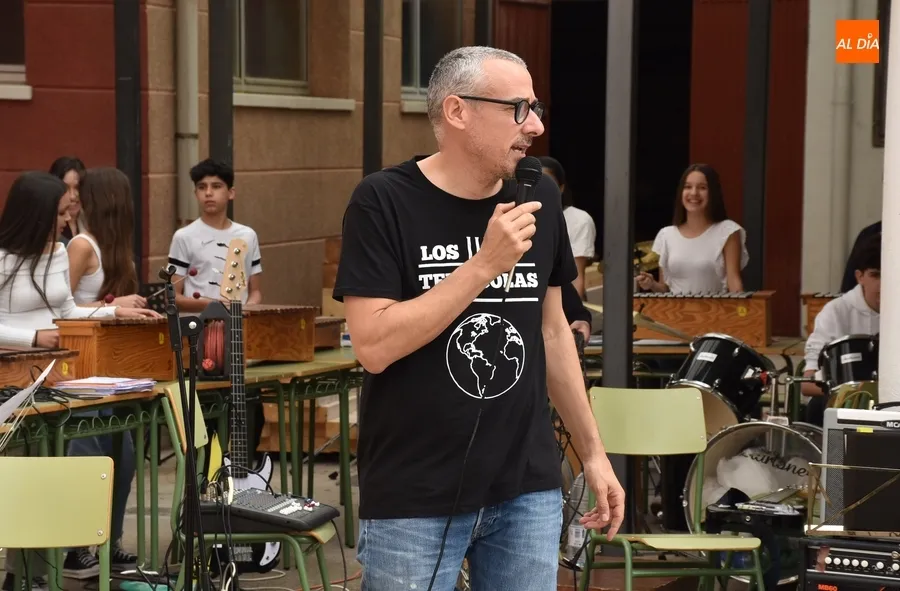 Foto 8 - El IES Tierra finaliza el trimestre con un &lsquo;concierto de primavera&rsquo; al aire libre