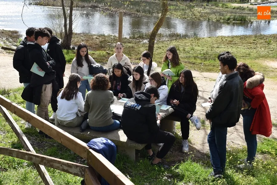 Foto 4 - El IES Fray Diego desarrolla a orillas del &Aacute;gueda un proyecto que une Delibes y naturaleza