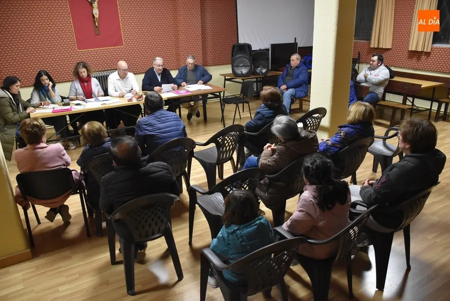 Foto 2 - La Ilustre Cofrad&iacute;a de la Santa Cruz celebra su Junta General Ordinaria