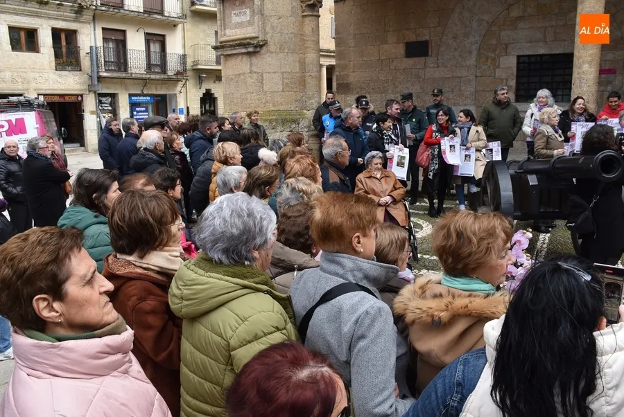 Foto 2 - Ciudad Rodrigo homenajea a 27 mujeres, varias de ellas in situ, con motivo del 8M