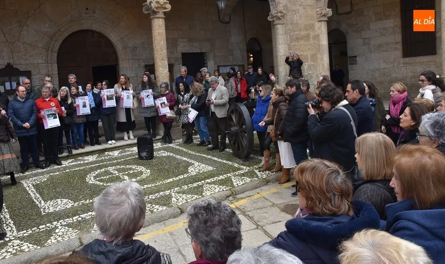Foto 3 - Ciudad Rodrigo homenajea a 27 mujeres, varias de ellas in situ, con motivo del 8M
