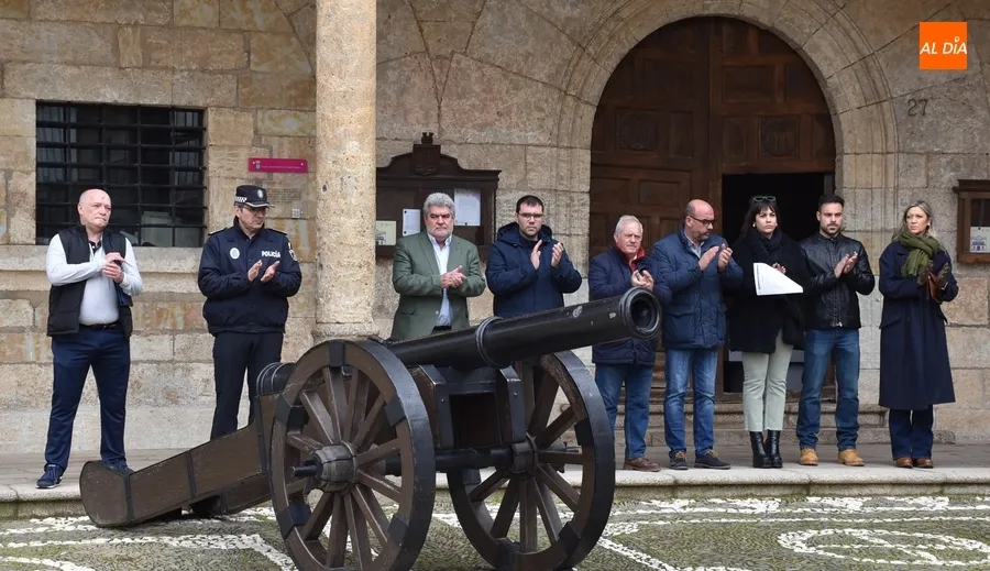 Foto 7 - Ciudad Rodrigo recuerda a las v&iacute;ctimas del 11M