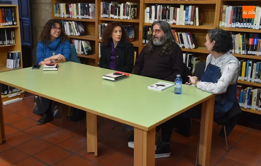 Foto 2 - Luis Garc&iacute;a Jambrina visita Mirolibro