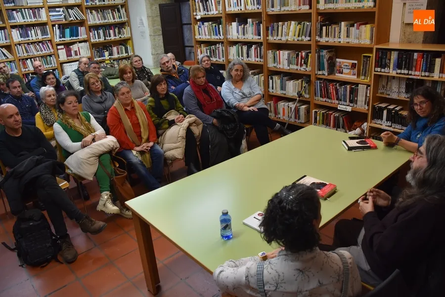Foto 4 - Luis Garc&iacute;a Jambrina visita Mirolibro