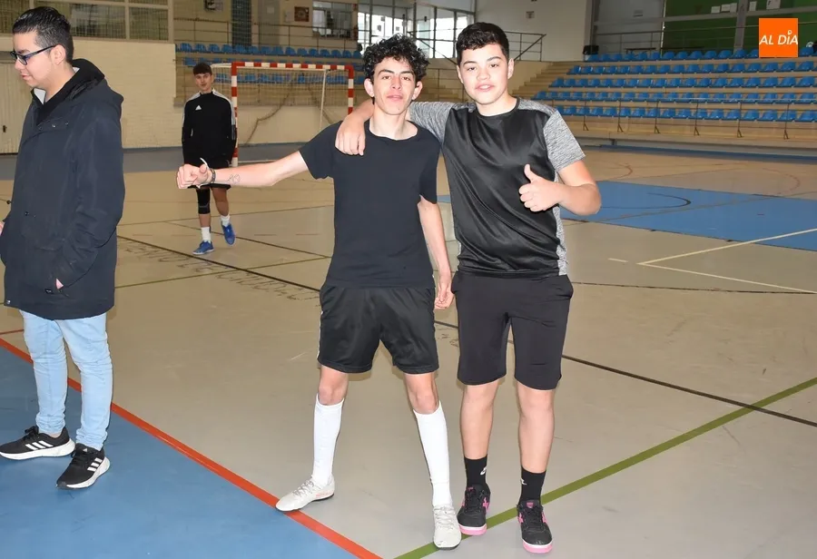 Foto 2 - #M [9-10 MAR] El IES Tierras de Abadengo se impone a Tamames a base de goles tempraneros