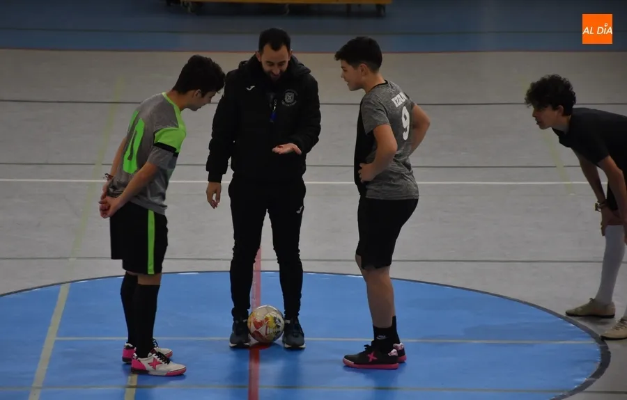 Foto 6 - #M [9-10 MAR] El IES Tierras de Abadengo se impone a Tamames a base de goles tempraneros