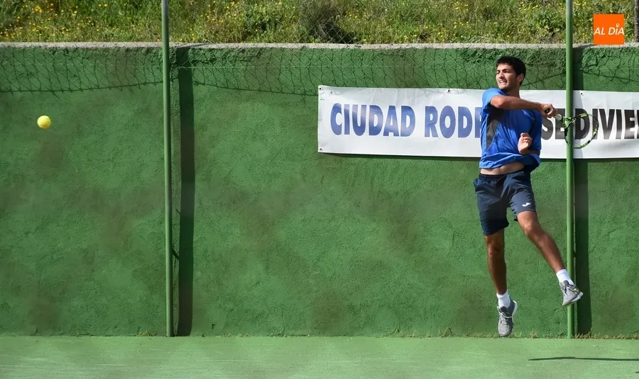 Foto 9 - El georgiano Davit Totikashvili gana en el s&uacute;per tie-break el re&ntilde;id&iacute;simo XV Open de Ciudad Rodrigo