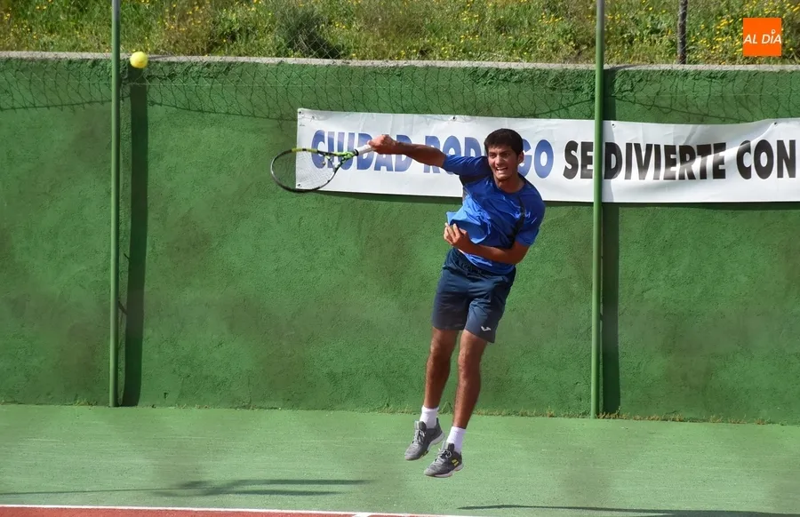 Foto 10 - El georgiano Davit Totikashvili gana en el s&uacute;per tie-break el re&ntilde;id&iacute;simo XV Open de Ciudad Rodrigo
