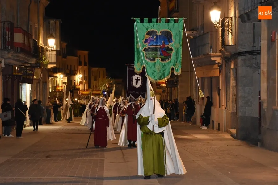 Foto 3 - La Oraci&oacute;n del Huerto cumple con mayor agilidad de lo habitual con su estaci&oacute;n de penitencia
