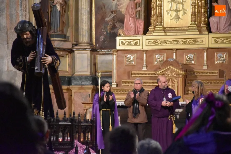 Foto 2 - El Nazareno nombra Cofrade Honor&iacute;fico a Antonio &Aacute;lvarez Mart&iacute;n