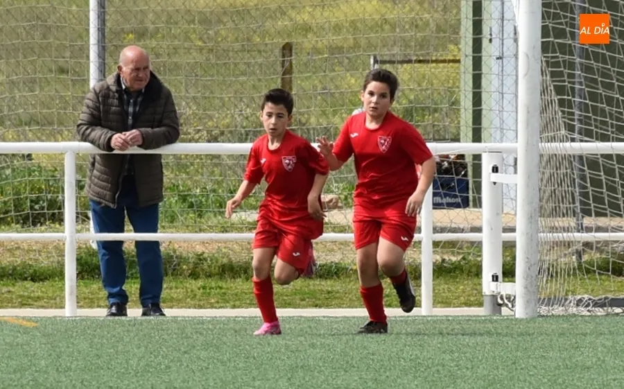 Foto 2 - #M [23-24 MAR] El Benjam&iacute;n del Ciudad Rodrigo remonta al Ribert para reencontrarse con la victoria