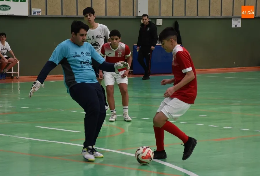 Foto 3 - El IES Ramos del Manzano triunfa con holgura en la &lsquo;Final Three&rsquo; de categor&iacute;a Cadete