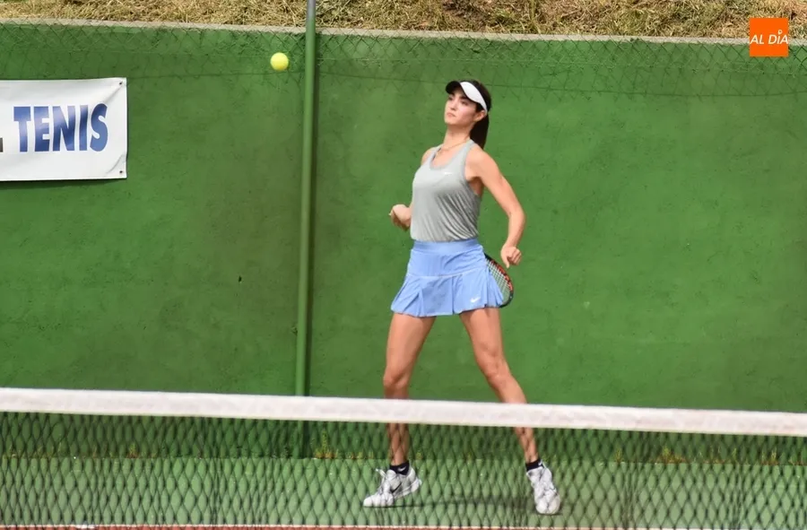 Foto 11 - Marina Benito y Daria Gracheva jugar&aacute;n la final femenina del Open de Ciudad Rodrigo