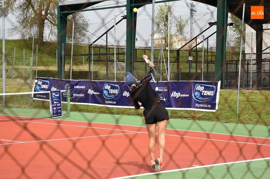 Foto 9 - Marina Benito y Daria Gracheva jugar&aacute;n la final femenina del Open de Ciudad Rodrigo